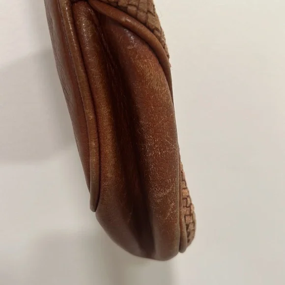 𝅺VINTAGE Ellen Tracy Linda Allard Shoulder Bag Woven Leather Snap Closure - Picture 5 of 12